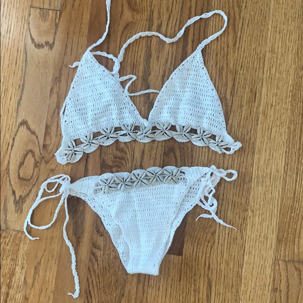 Bathing suit